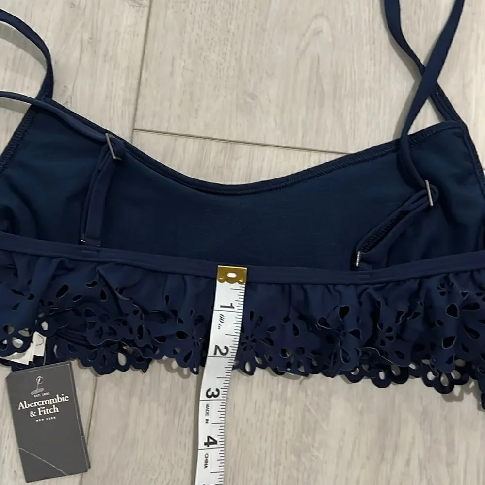 Abercrombie & Fitch laser cut ruffle bikini top size m/L